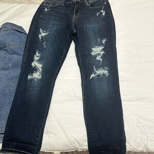 Judy blue light distress jeans